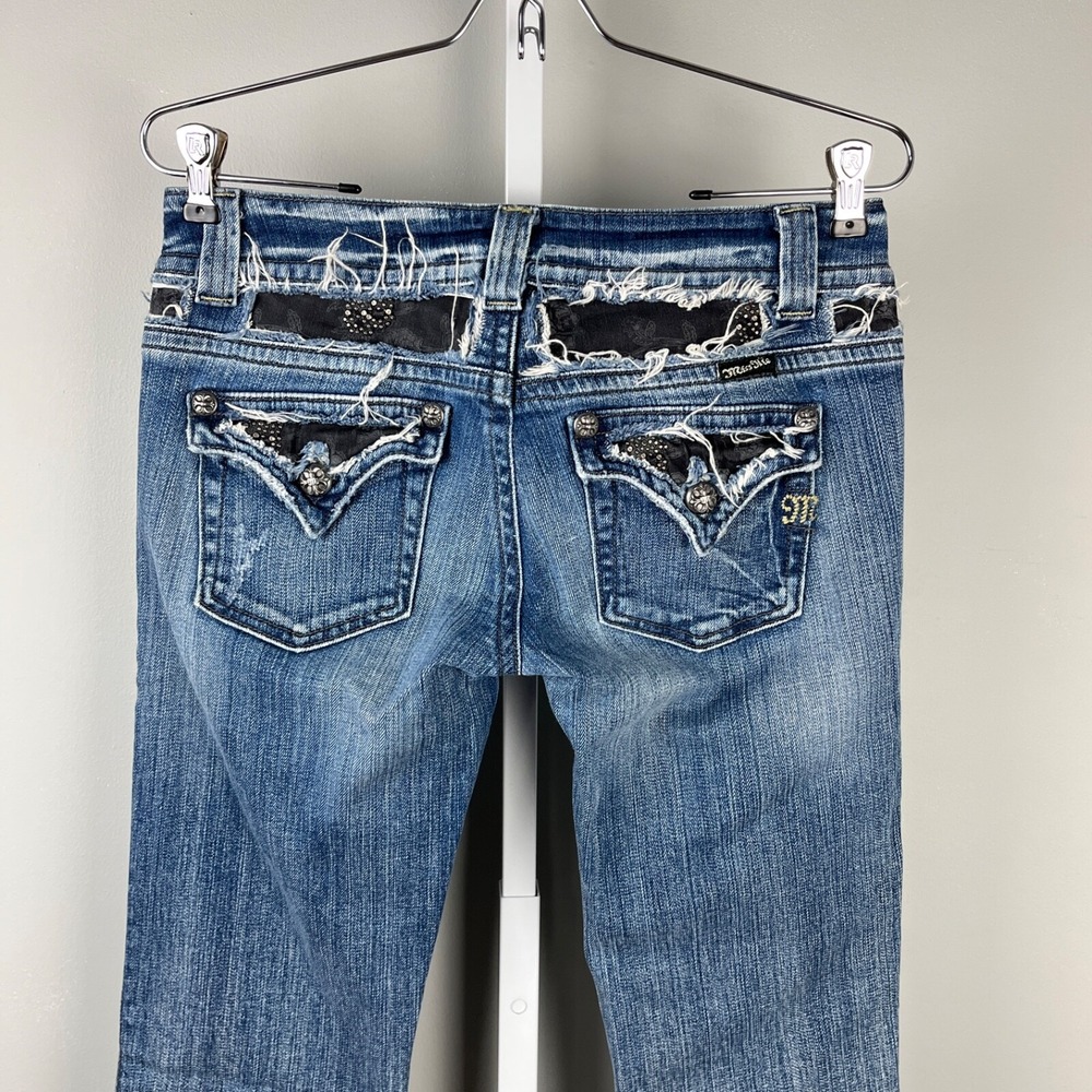 Miss Me Jeans Womens Size 28 Studded Bootcut Stretch Distressed Low Rise